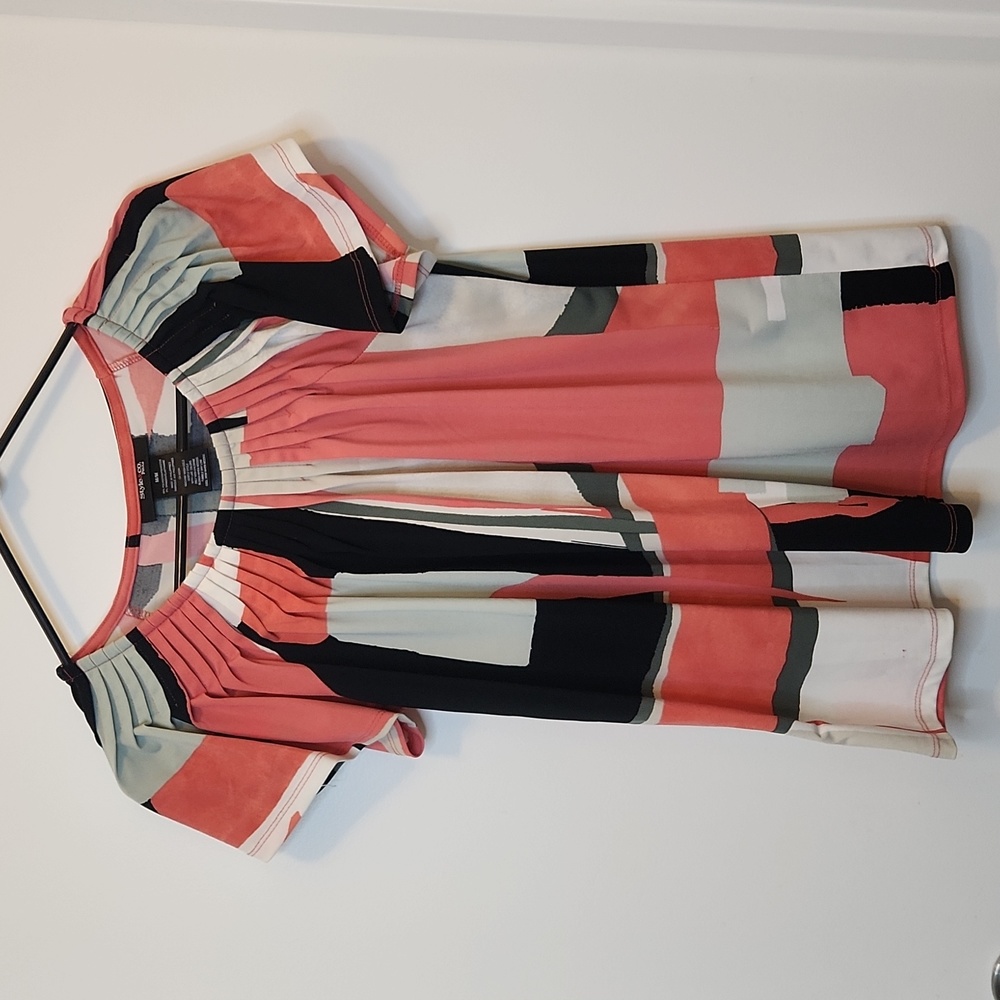 Style & Co Petite abstract top - petite M
